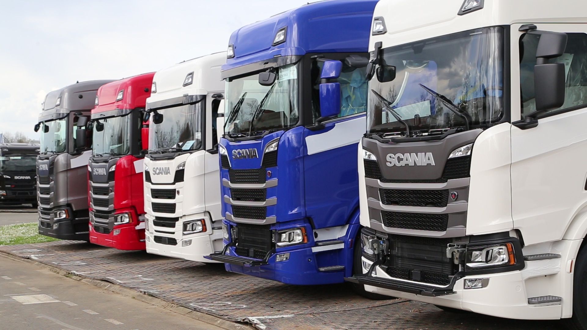 Des camions chez Scania Production Angers